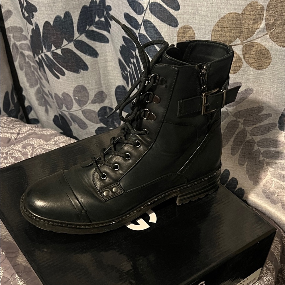 Guess Black Leather Men's Boots with Buckle